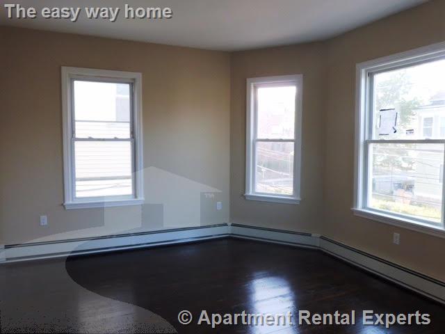 5 Fountain Ave, Sullivan Square