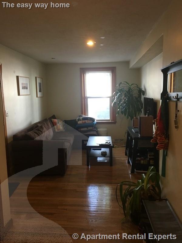 9 Fulkerson St, East Cambridge