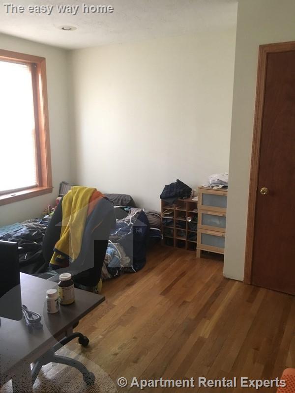 9 Fulkerson St, East Cambridge