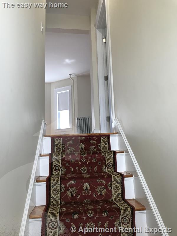 94 Bristol Rd, Ball Square