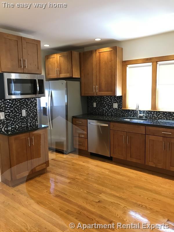 94 Bristol Rd, Ball Square