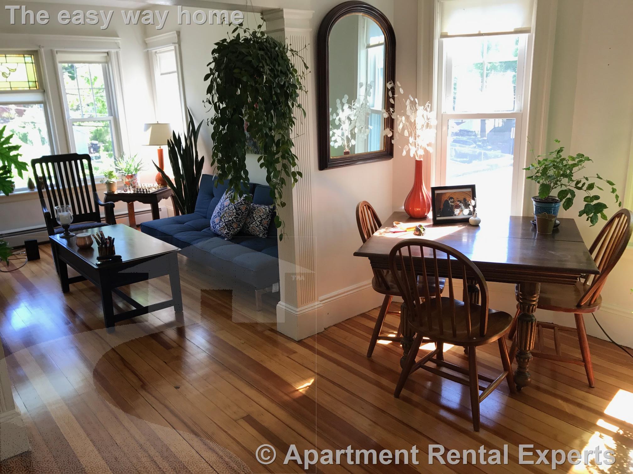 24 Elm Pl, Porter Square