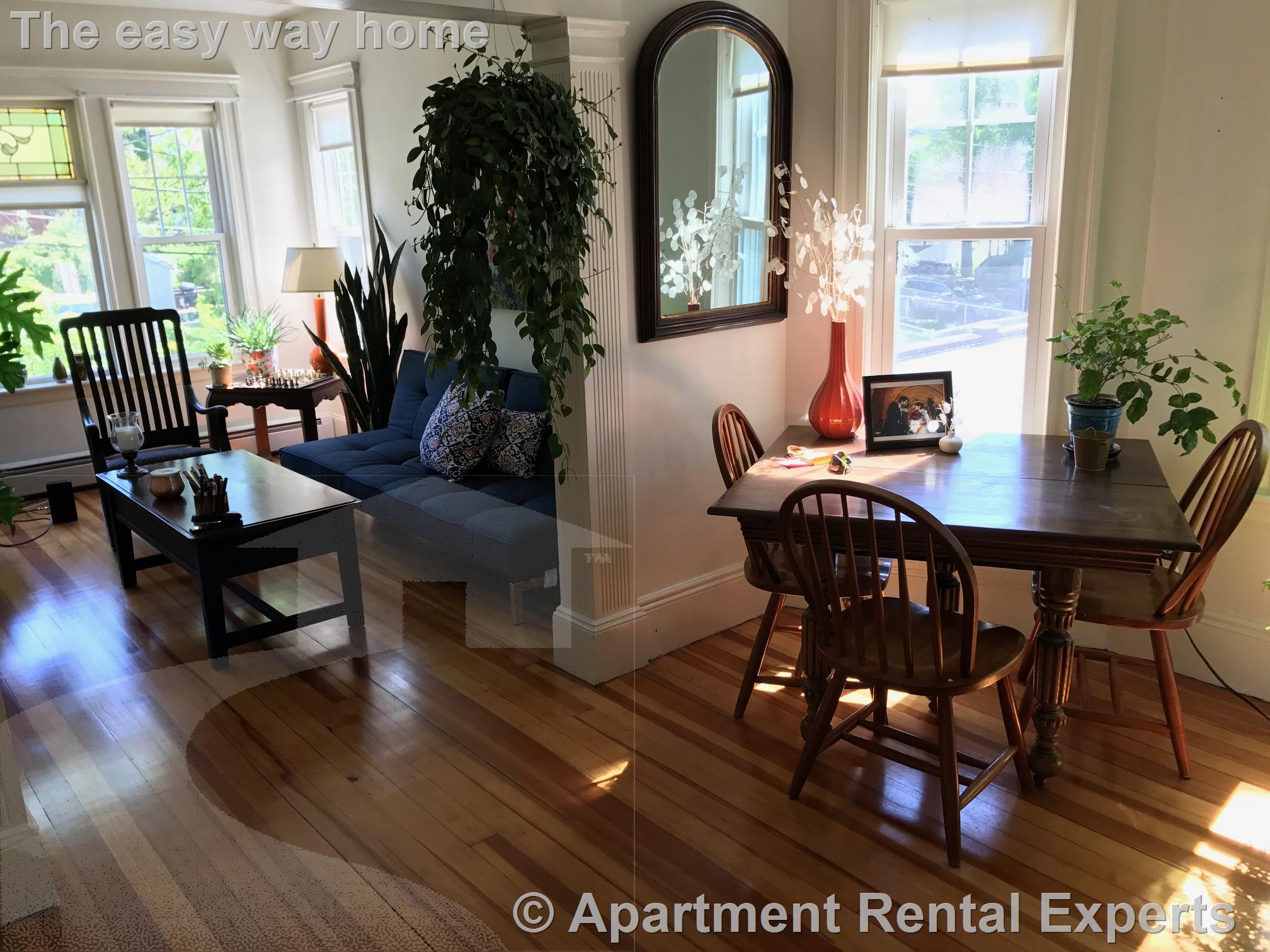 24 Elm Pl, Porter Square