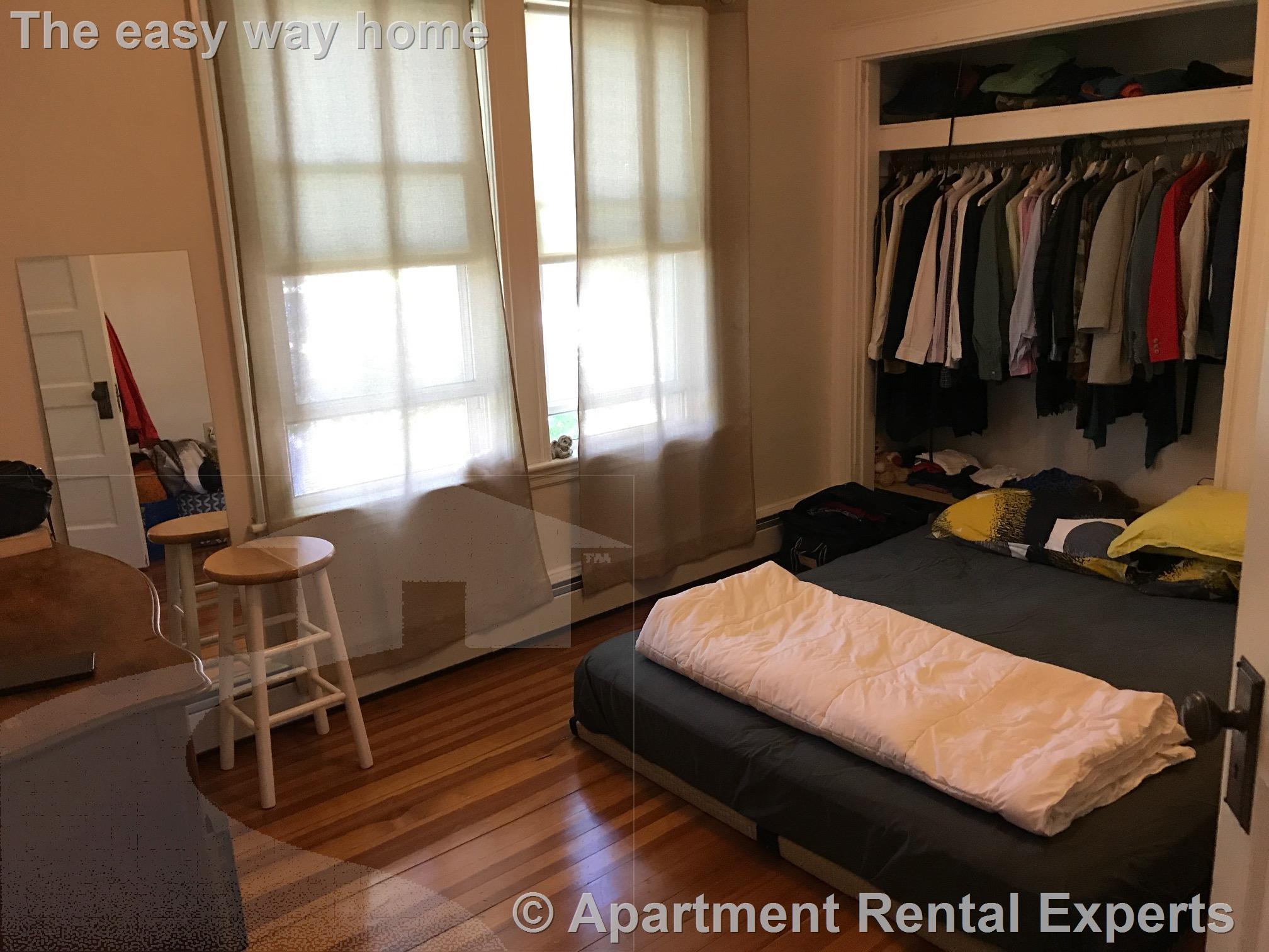 24 Elm Pl, Porter Square