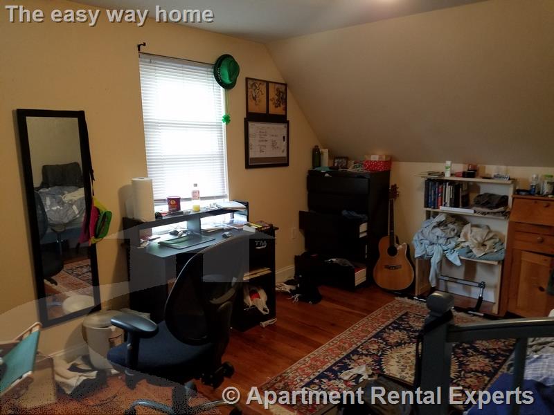 25 Francesca Ave, Davis Square