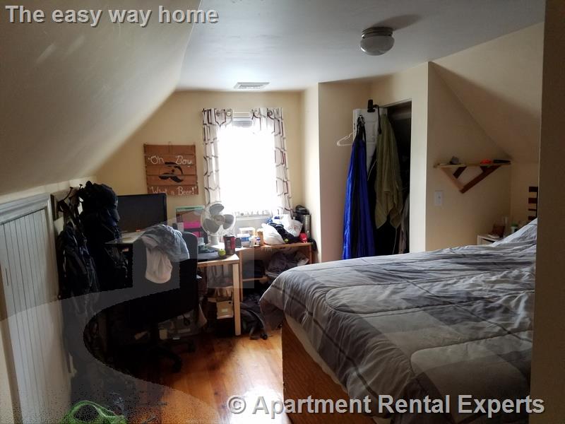 25 Francesca Ave, Davis Square