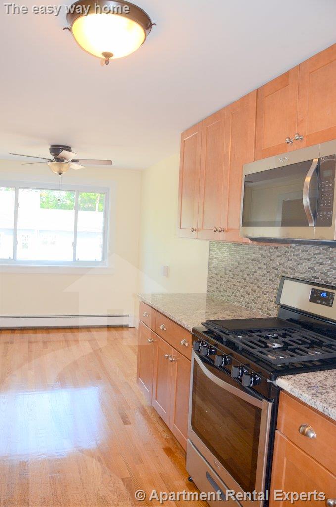 215 Massachusetts Ave, Arlington Center