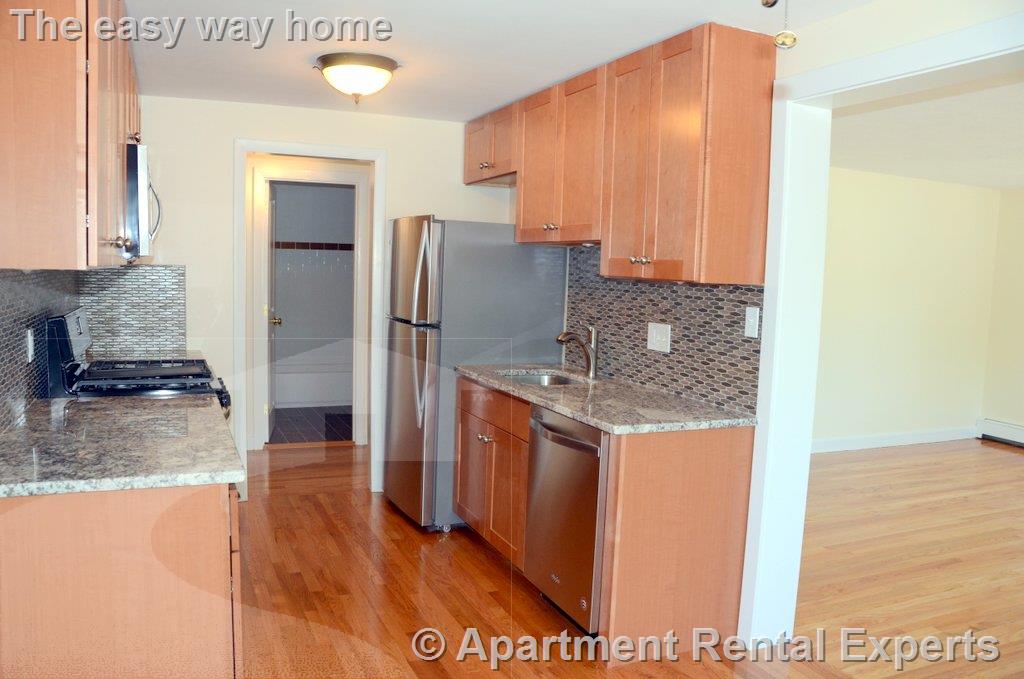 215 Massachusetts Ave, Arlington Center