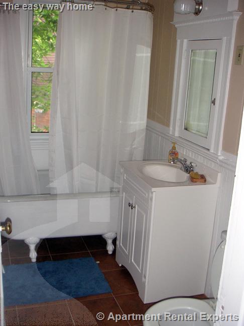 124 Boston Ave, Ball Square