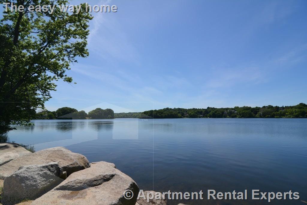 30 Hamilton Rd, Arlington Center