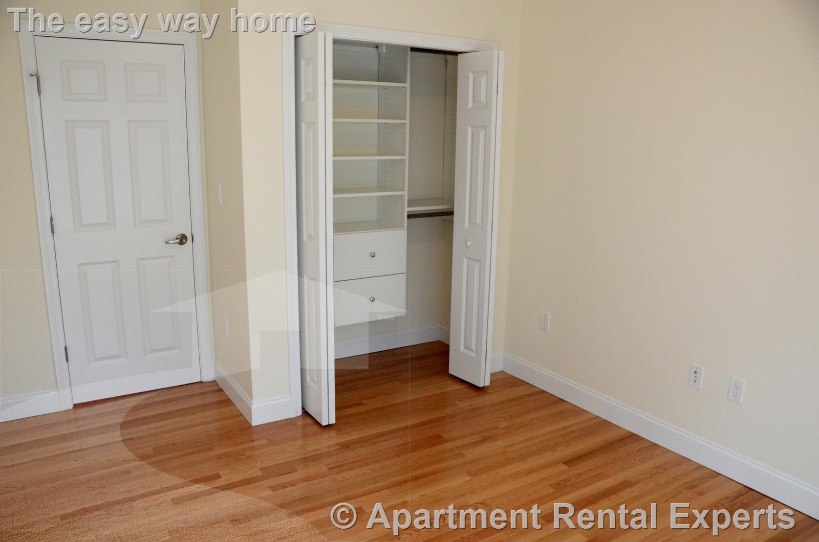 15 Langdon St, Harvard Square