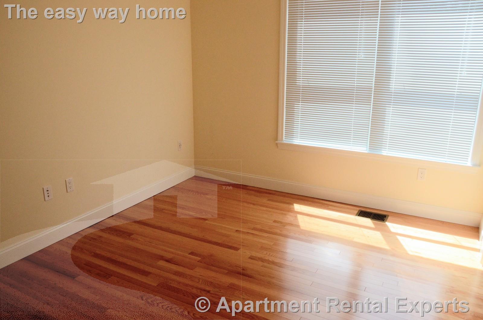 15 Langdon St, Harvard Square