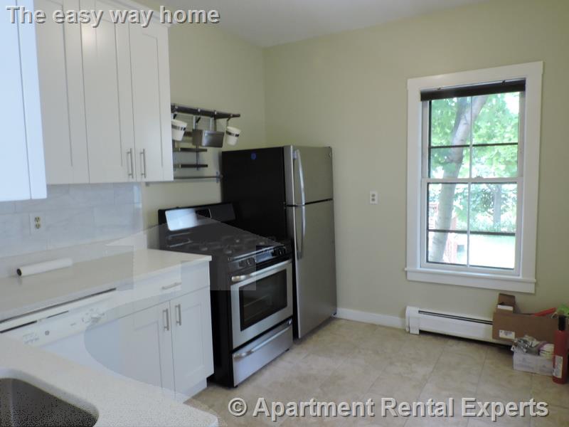 61 Pine St, Central Square