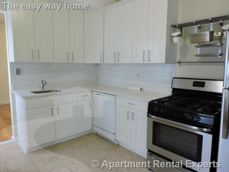 61 Pine St, Central Square