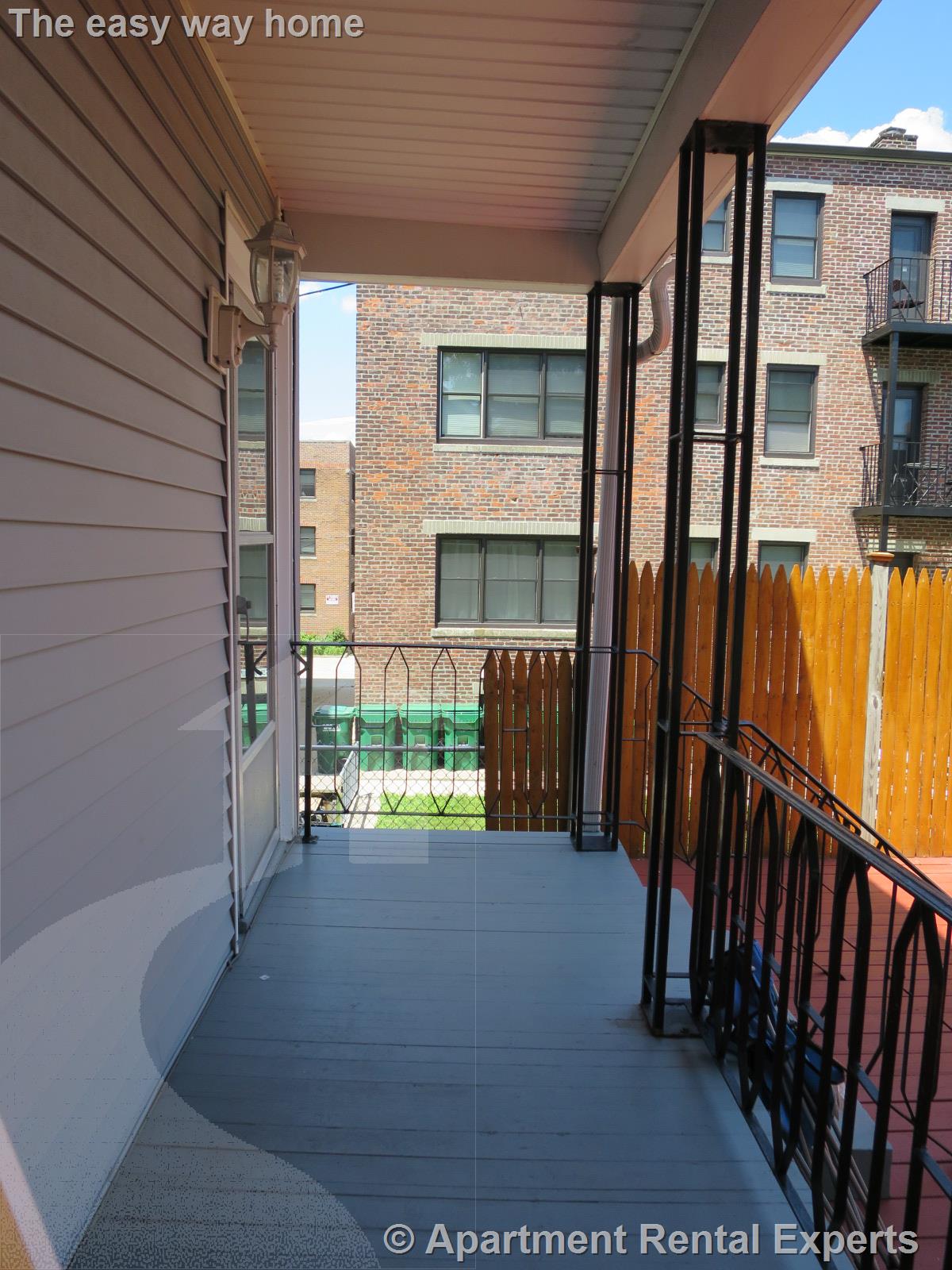 461 Broadway, Magoun Square