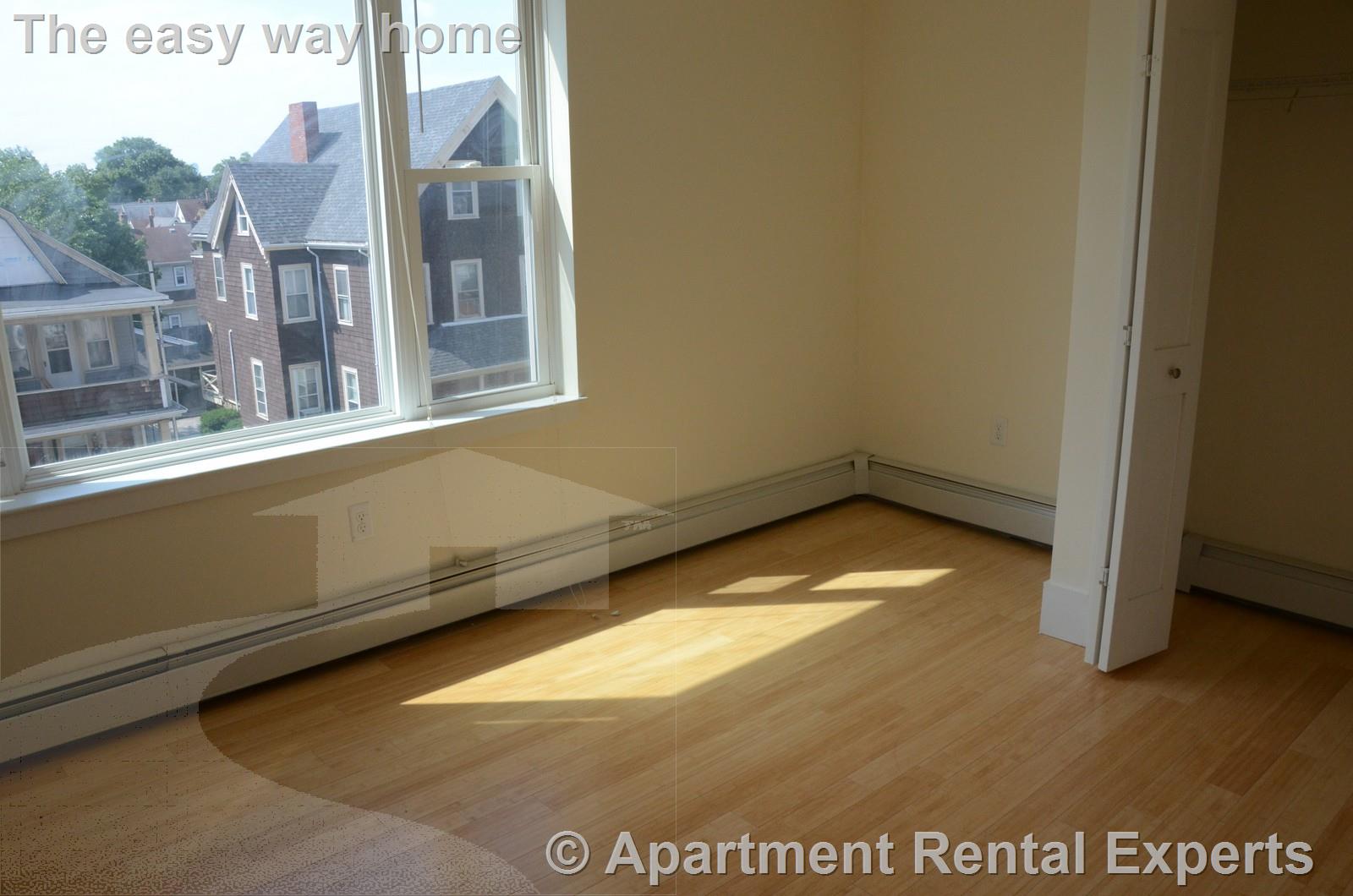 505 Pleasant St, Malden Center