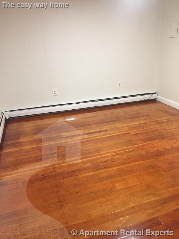 67 Putnam St, Prospect Hill