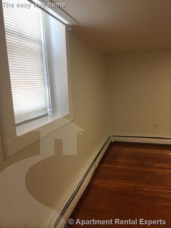 67 Putnam St, Prospect Hill