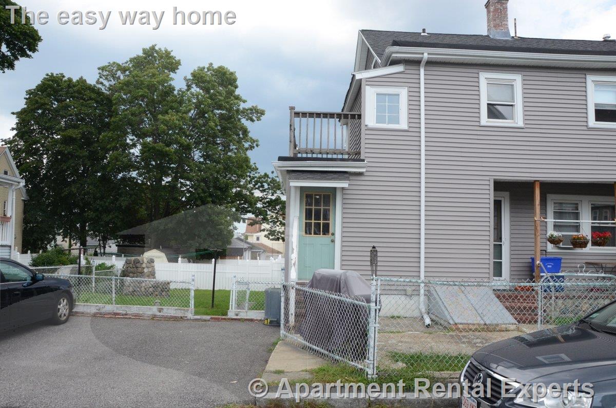 23 Ashland St, Malden Center