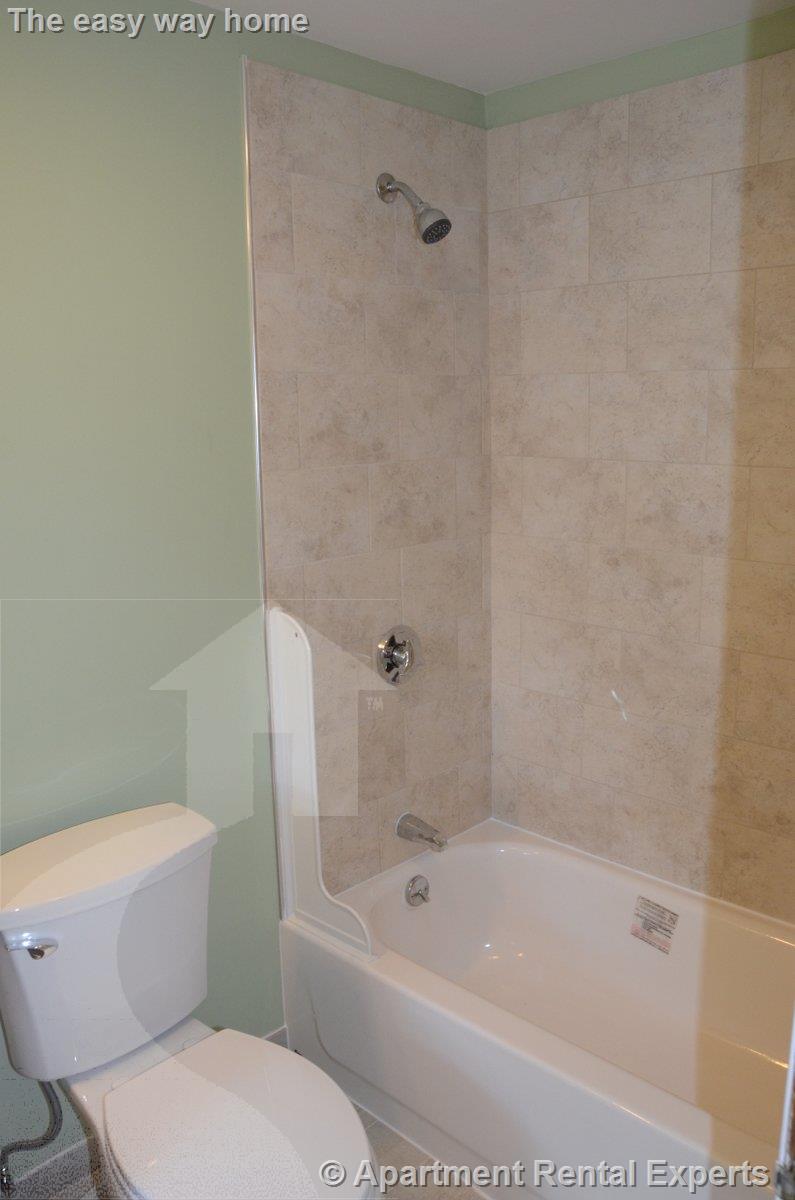 23 Ashland St, Malden Center