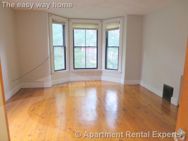 34 Lee St, Central Square