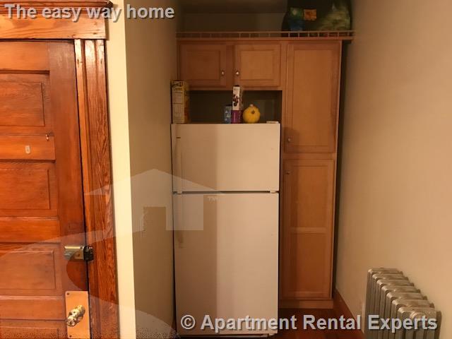 258 Boston Ave, Tufts