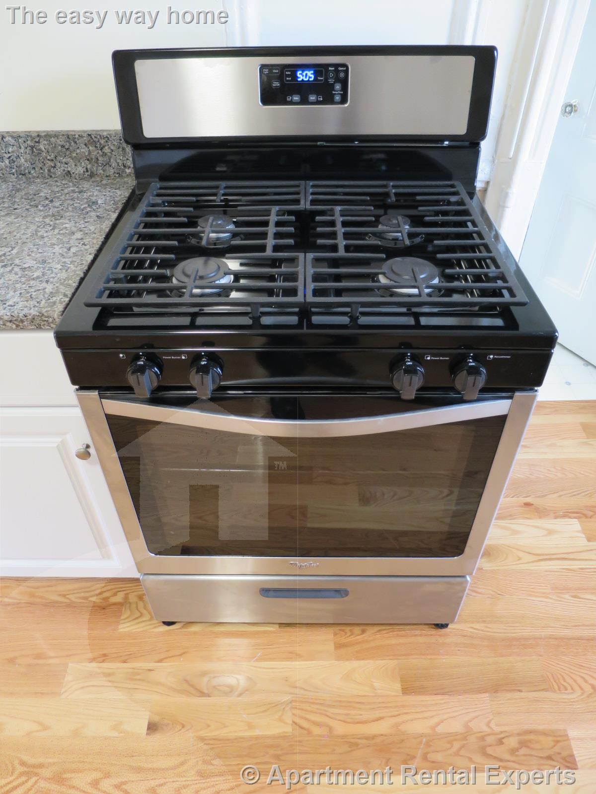 198 Cedar St, Davis Square