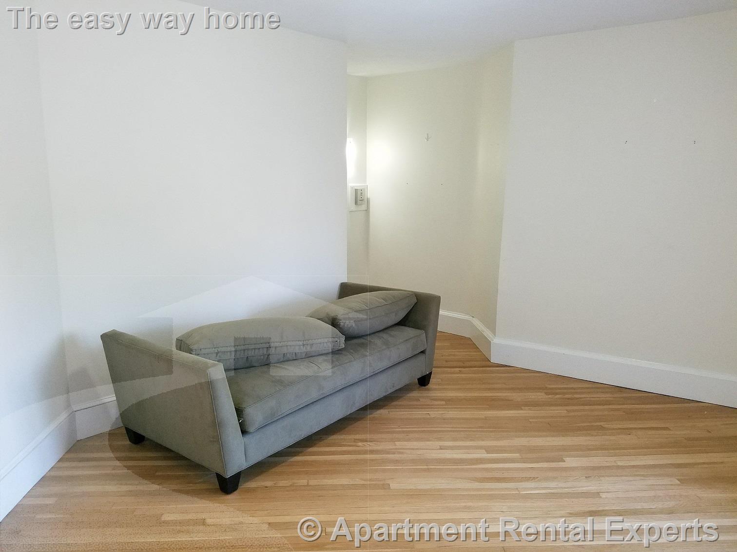 991 Massachusetts Ave, Harvard Square