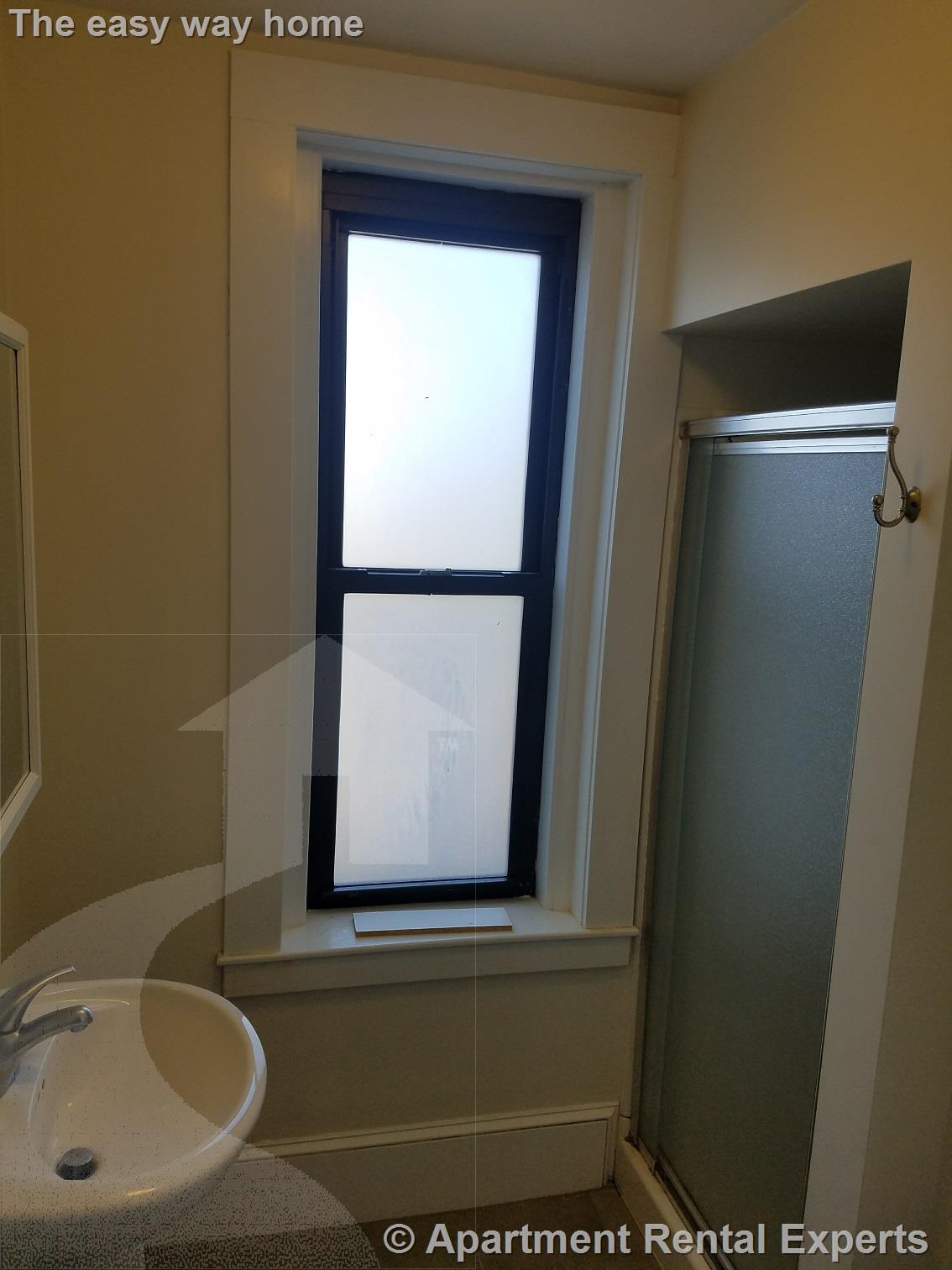 991 Massachusetts Ave, Harvard Square