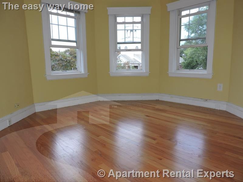 11 Beech St, Porter Square