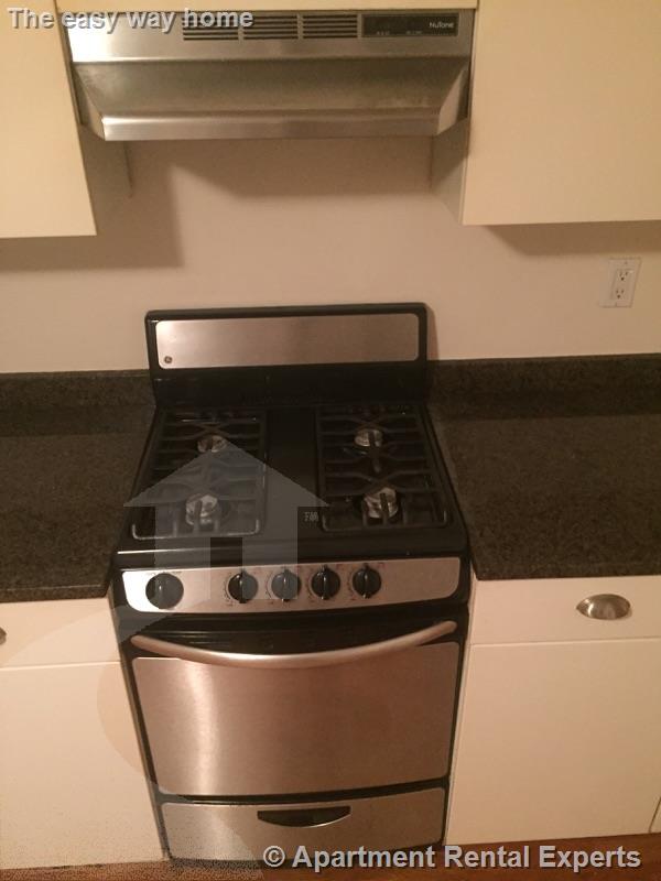 535 Washington Ave, Other