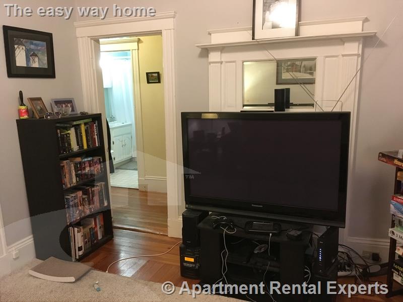 22 Spencer Ave, Davis Square