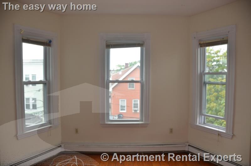 30 Otis St, Sullivan Square