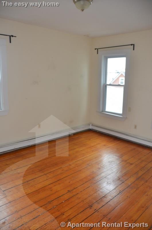 30 Otis St, Sullivan Square