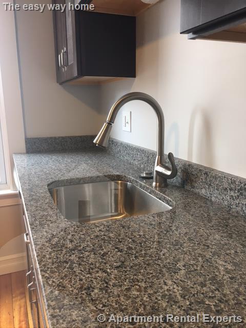 65 Greenleaf Ave, Tufts