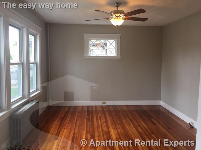 65 Greenleaf Ave, Tufts