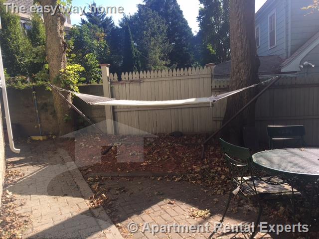 185 Holworthy St, Huron Village