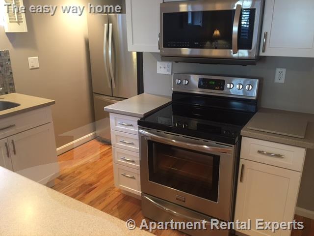 185 Holworthy St, Huron Village