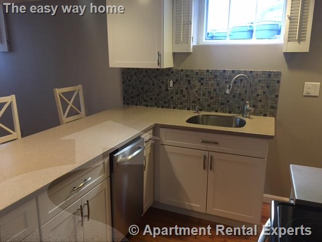 185 Holworthy St, Huron Village