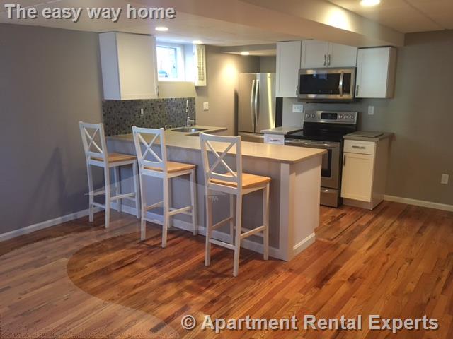 185 Holworthy St, Huron Village