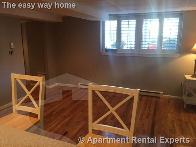 185 Holworthy St, Huron Village