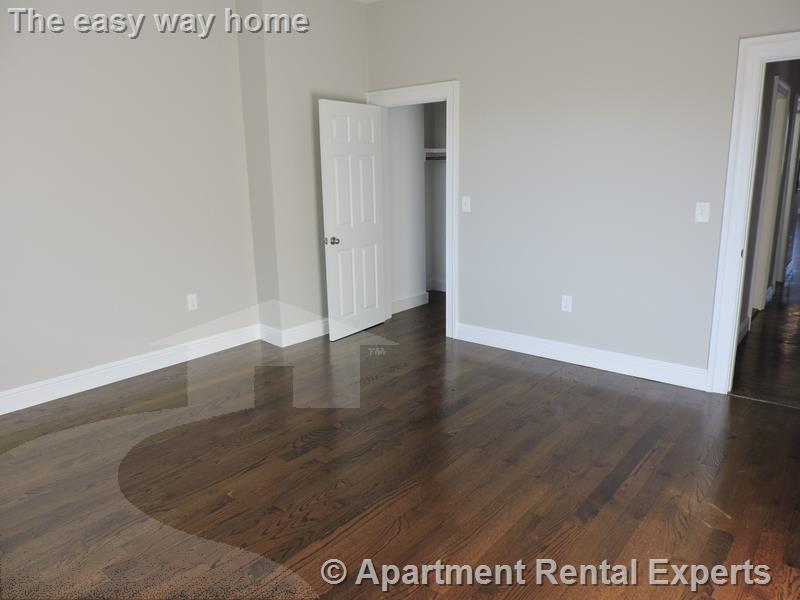 47 Bay State Rd, Back Bay