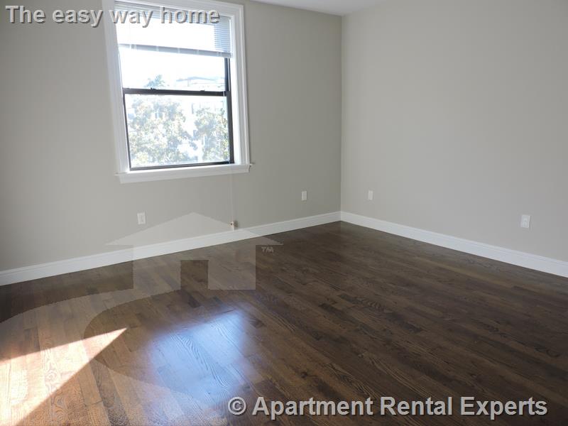 47 Bay State Rd, Back Bay