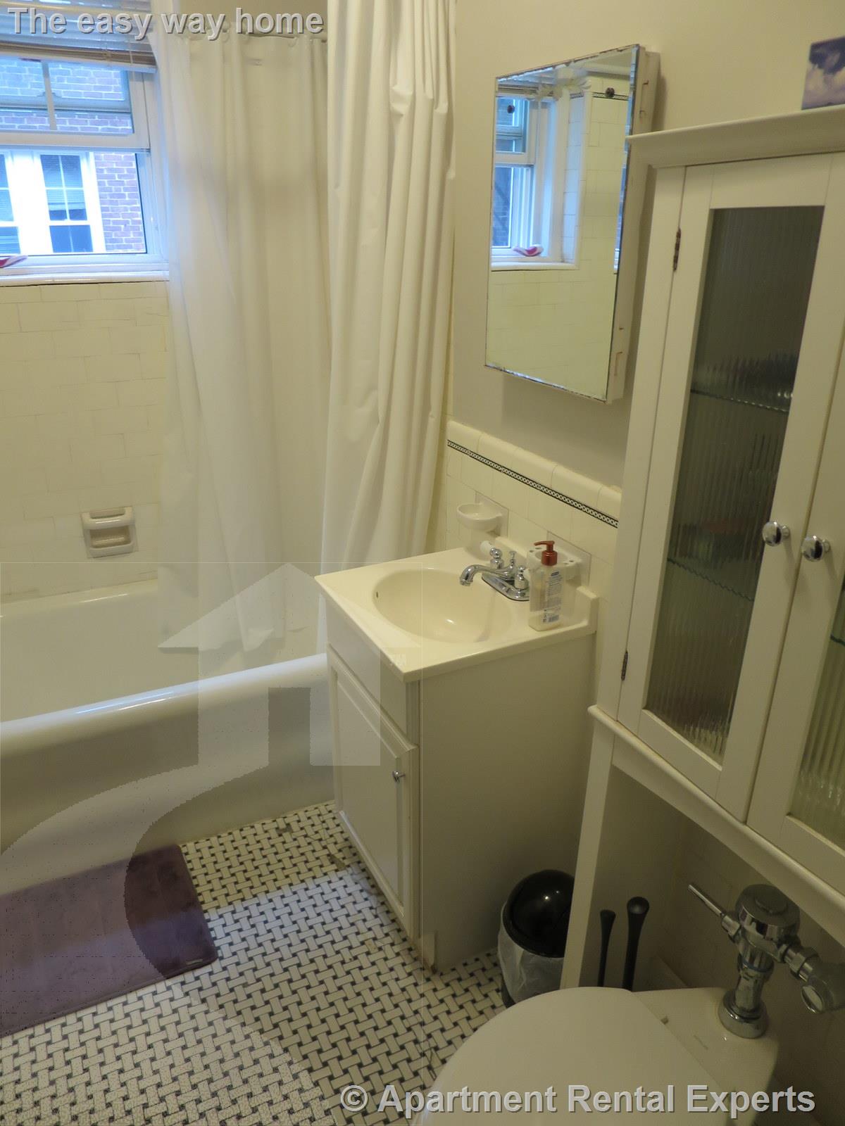 119 College Ave, Davis Square