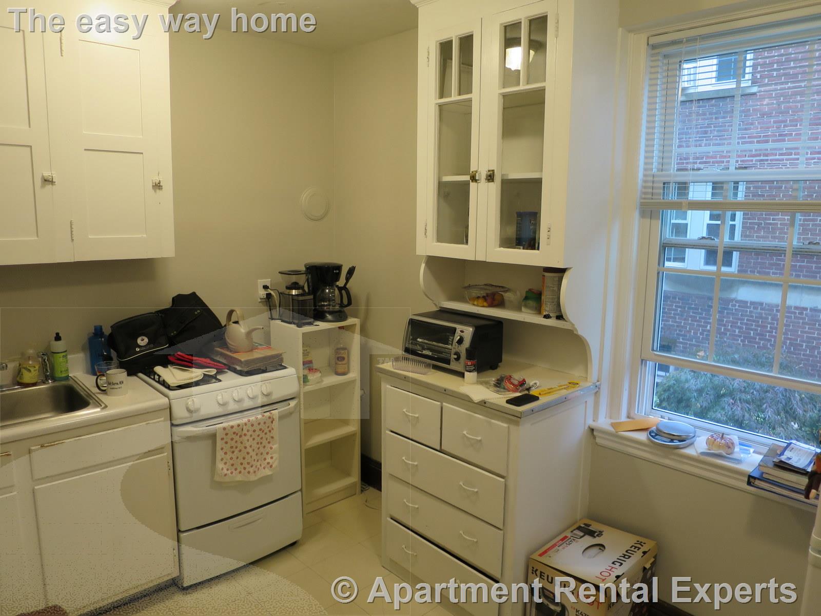 119 College Ave, Davis Square