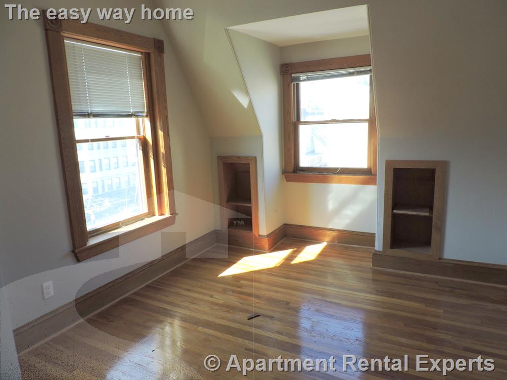 900 Massachusetts Ave, Central Square