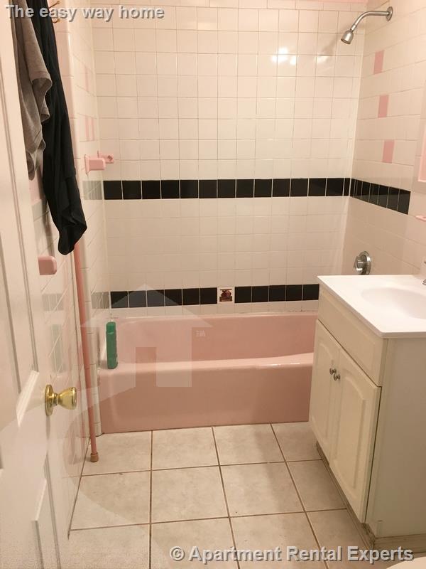 82 Evans St, Medford Square