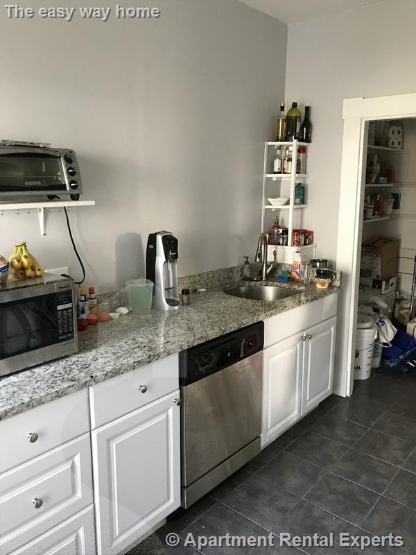 24 Linden Ave, Porter Square