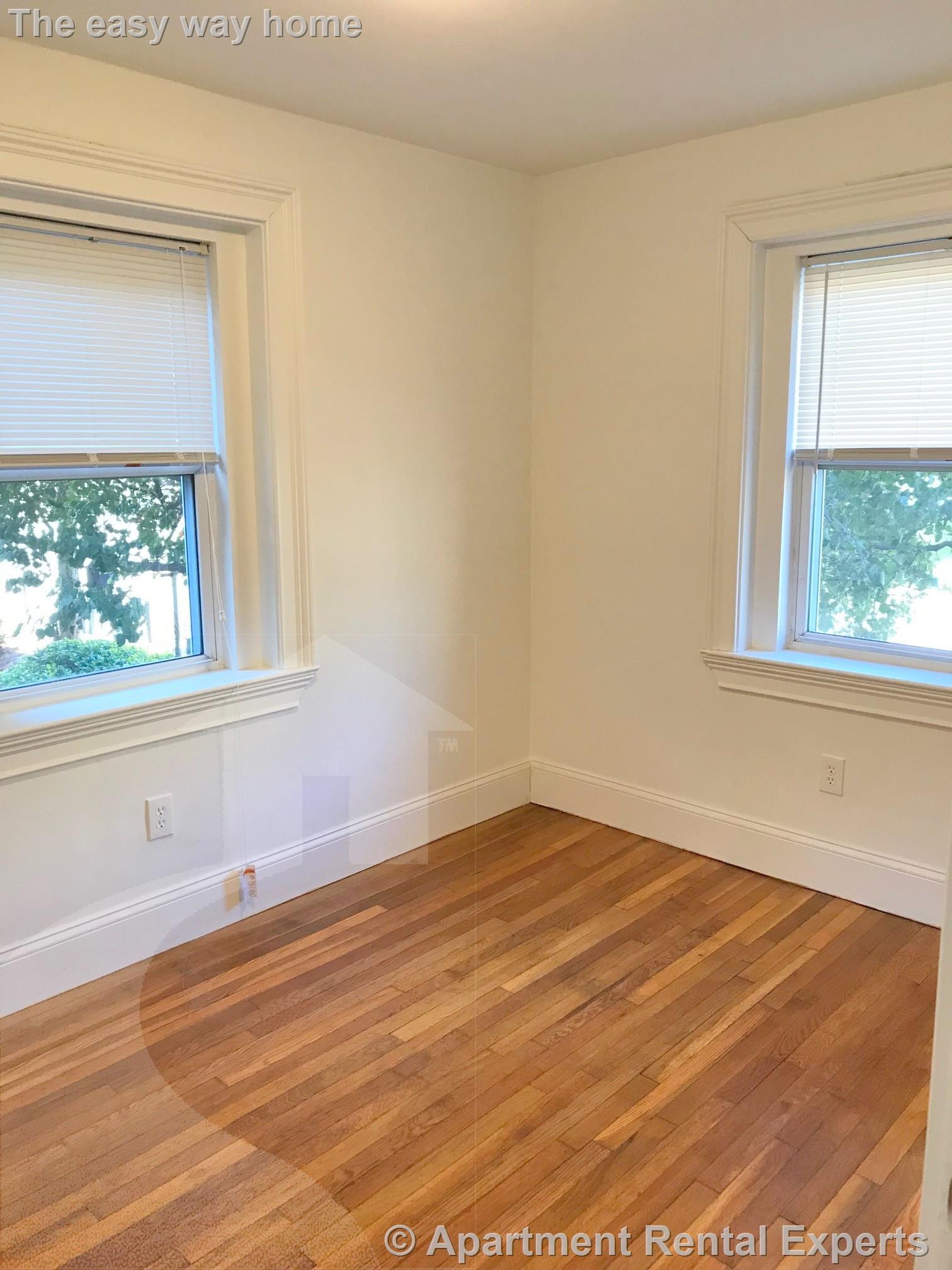 109 Summer St, Malden Center