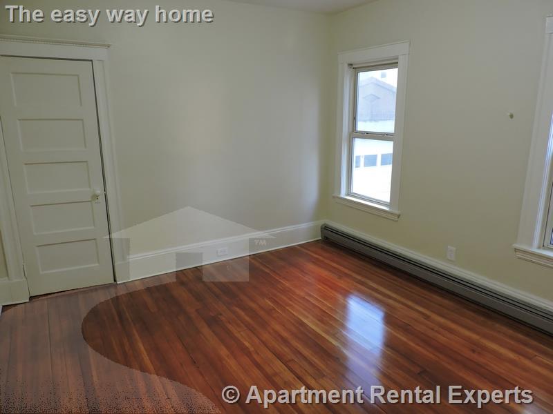 114 Highland Rd, Davis Square